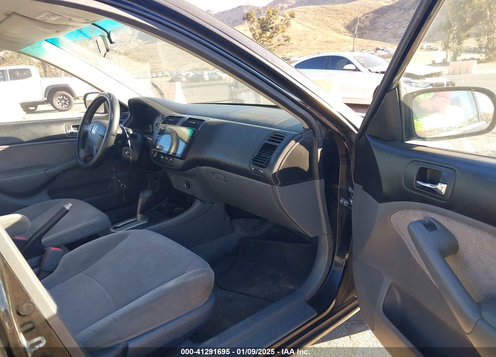 2002 HONDA CIVIC LX VIN: 2HGES165X2H592189