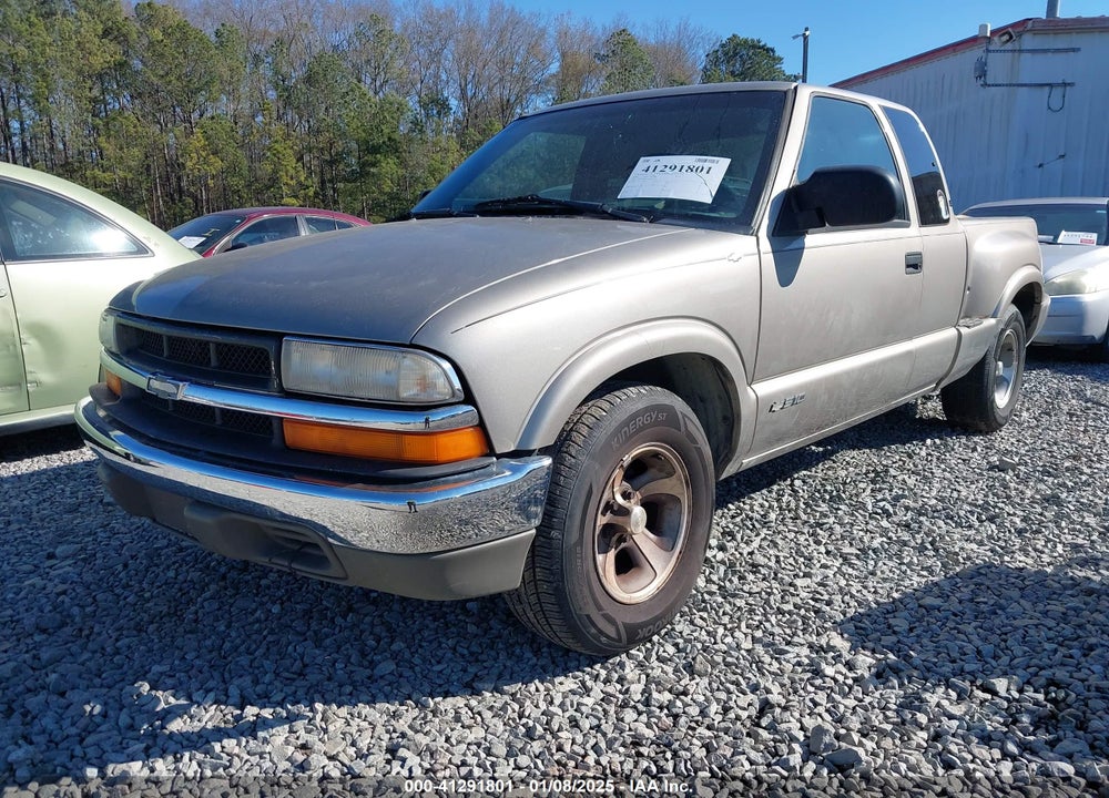2000 CHEVROLET S-10 LS VIN: 1GCCS1953Y8230205