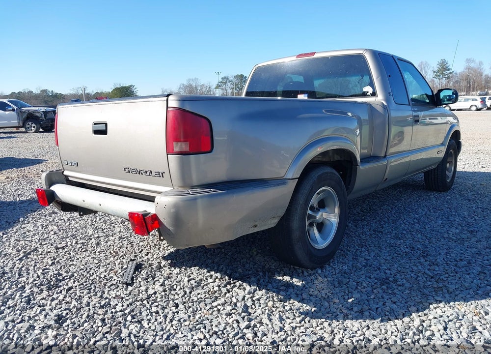 2000 CHEVROLET S-10 LS VIN: 1GCCS1953Y8230205