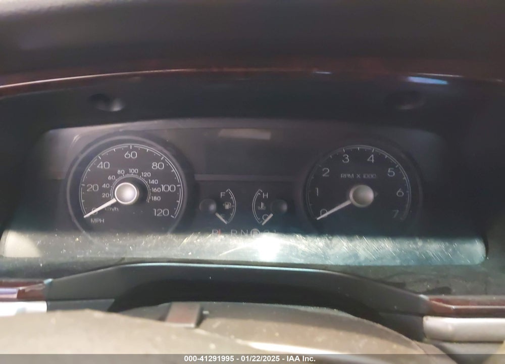 2011 LINCOLN TOWN CAR VIN: 2LNBL8EV0BX762795