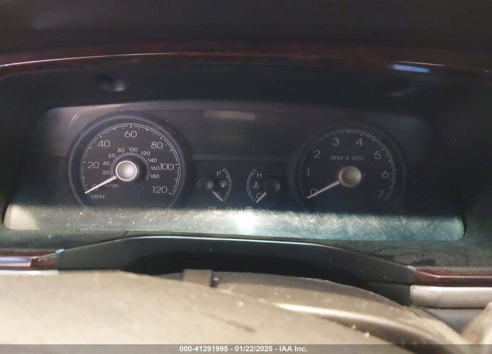 2011 LINCOLN TOWN CAR VIN: 2LNBL8EV0BX762795