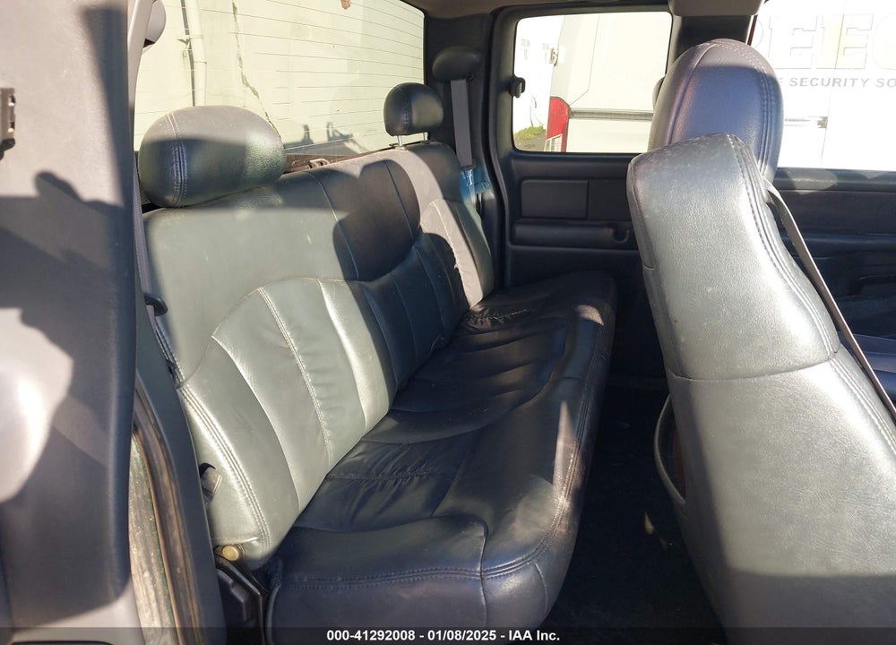 2002 GMC SIERRA 1500 SLE VIN: 2GTEK19T521282176