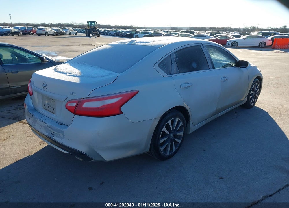 2017 NISSAN ALTIMA VIN: 1N4AL3AP8HC180837
