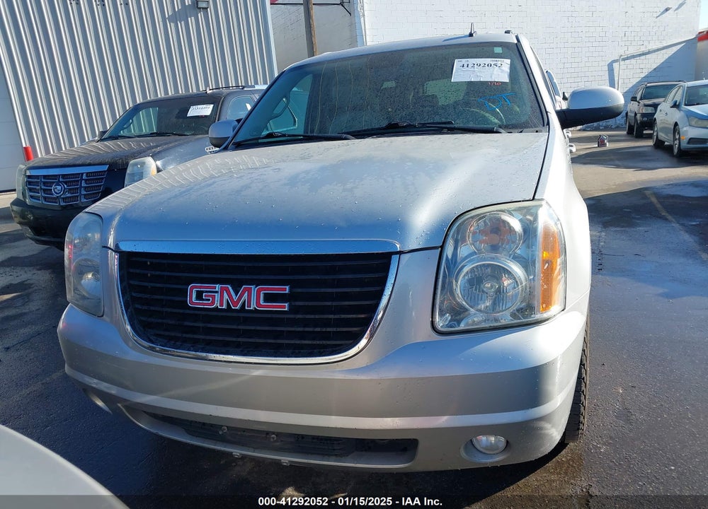 2011 GMC YUKON XL 1500 SLT VIN: 1GKS1KE02BR334284