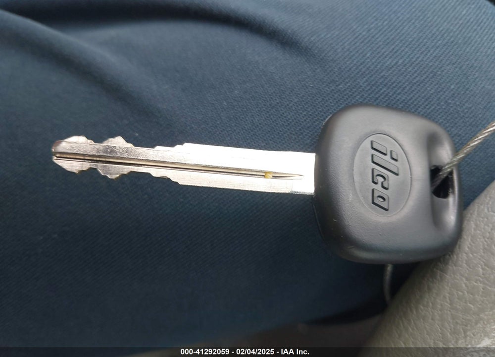 2011 TOYOTA SIENNA VIN: 5TDKA3DC9BS004611