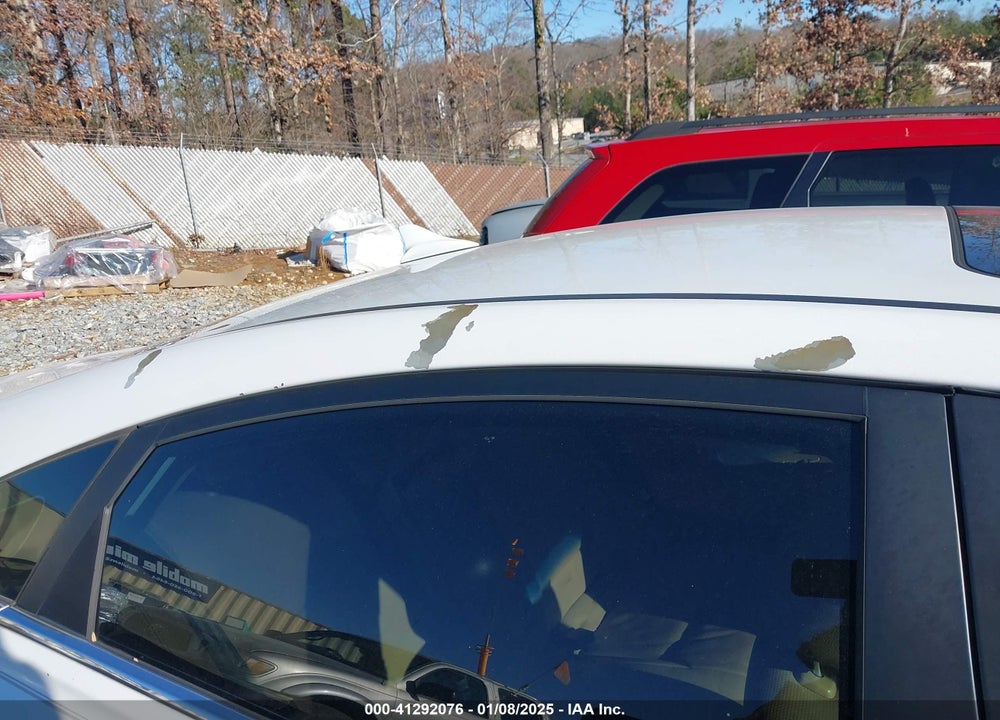 2011 HYUNDAI SONATA VIN: 5NPEC4AC0BH118598
