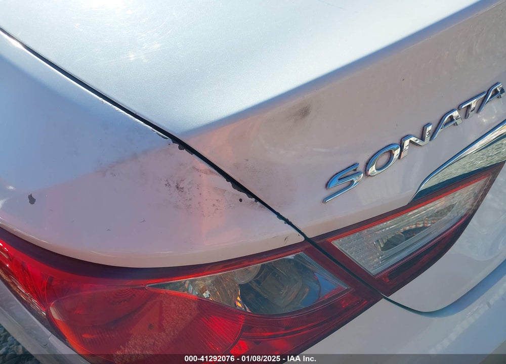 2011 HYUNDAI SONATA VIN: 5NPEC4AC0BH118598