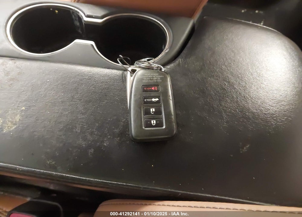 2018 LEXUS IS 300 VIN: JTHC81D24J5028474