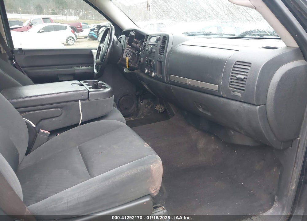 2009 CHEVROLET SILVERADO 1500 LT VIN: 3GCEK23319G140245
