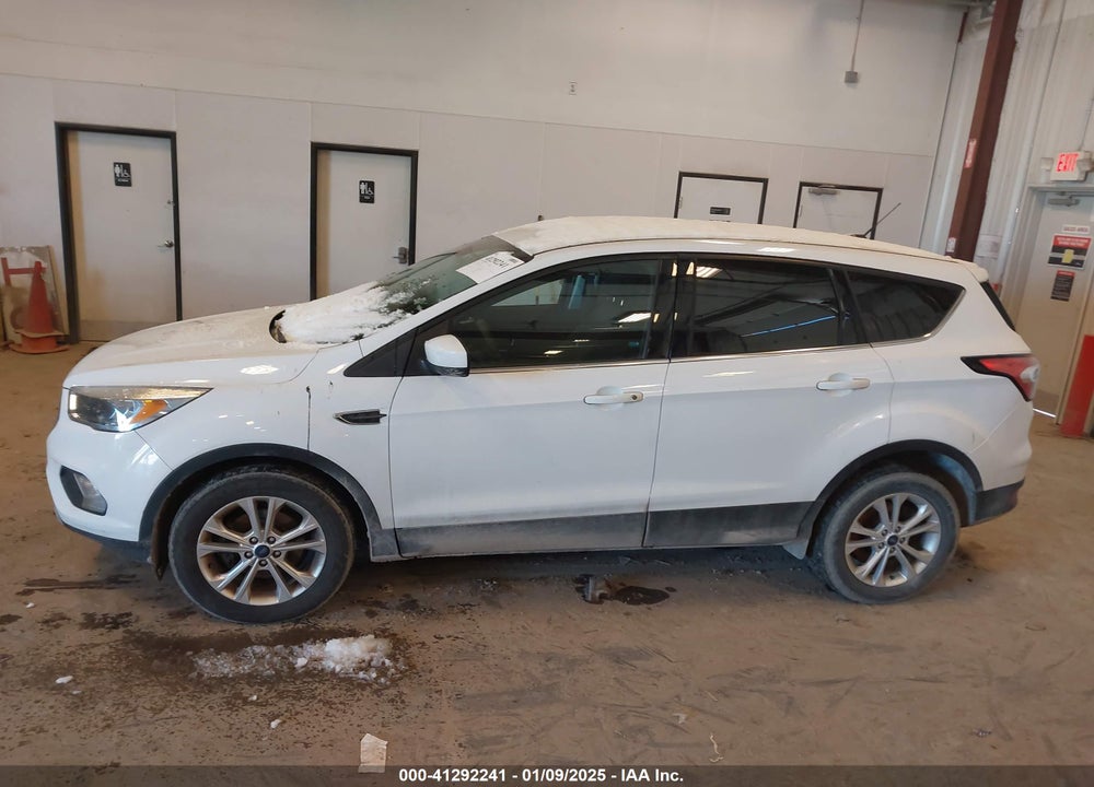 2017 FORD ESCAPE SE VIN: 1FMCU0GDXHUC94422