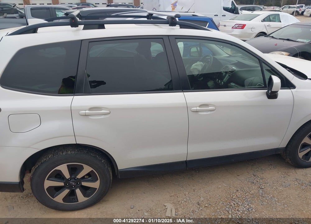 2018 SUBARU FORESTER VIN: JF2SJAGC9JH479003