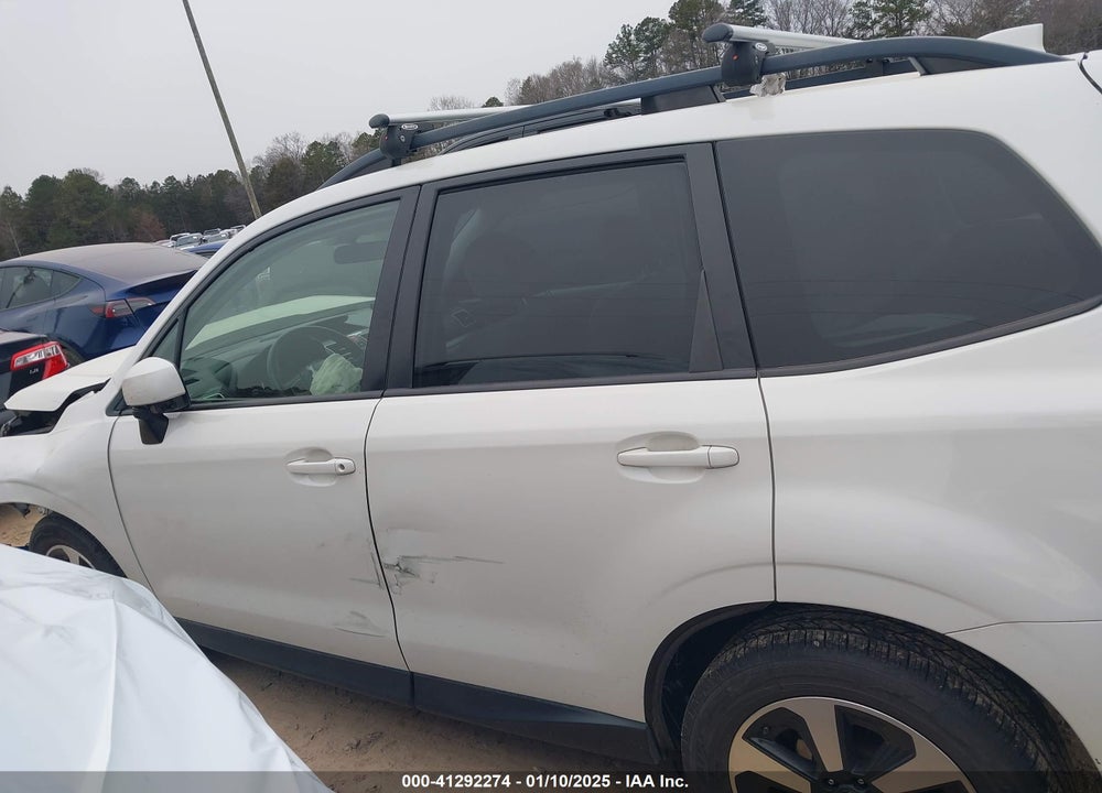 2018 SUBARU FORESTER VIN: JF2SJAGC9JH479003