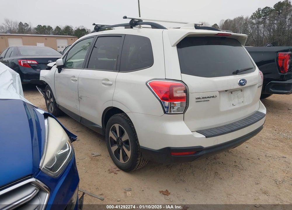 2018 SUBARU FORESTER VIN: JF2SJAGC9JH479003
