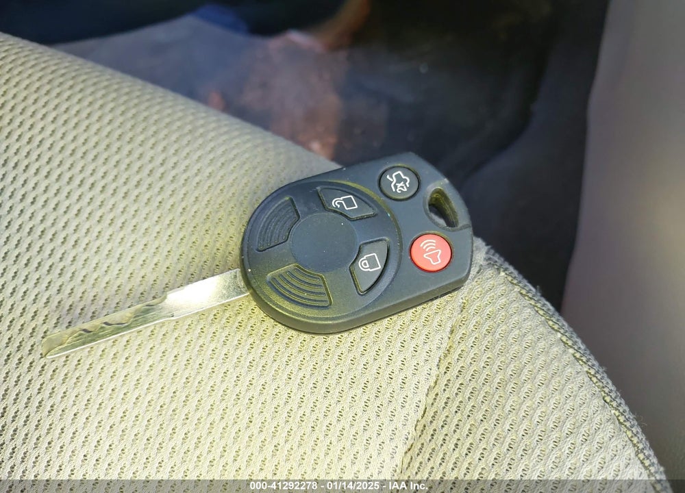 2013 FORD FOCUS VIN: 1FADP3F24DL225958