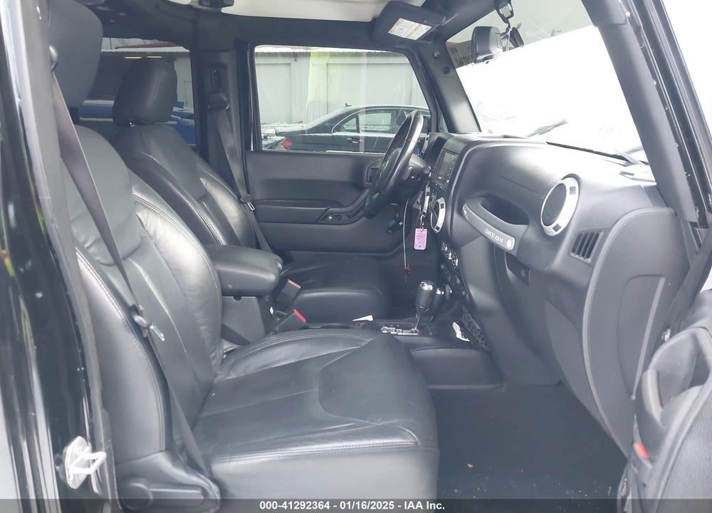 2015 JEEP WRANGLER UNLIMITED SAHARA VIN: 1C4HJWEG2FL503139