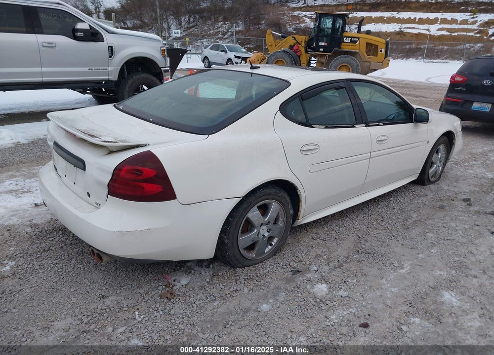 2007 PONTIAC GRAND PRIX VIN: 2G2WP552671139520