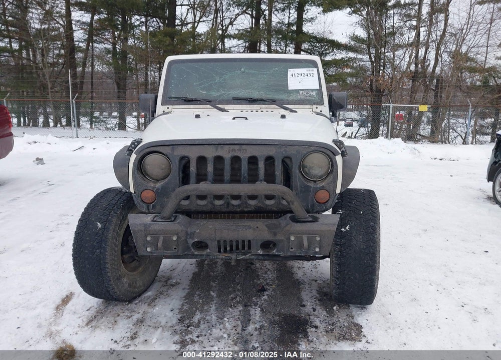 2010 JEEP WRANGLER UNLIMITED VIN: 1J4HA6H18AL133860
