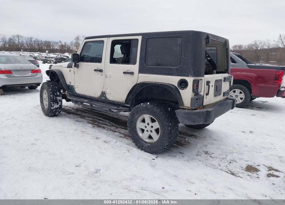 2010 JEEP WRANGLER UNLIMITED VIN: 1J4HA6H18AL133860