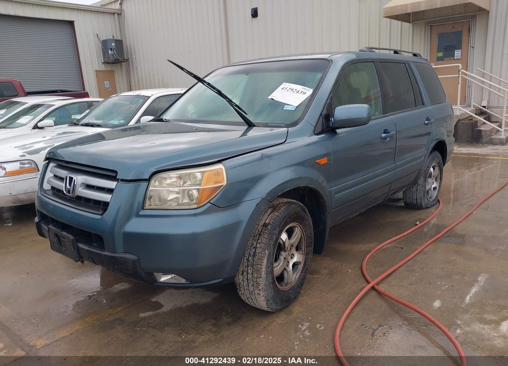 2006 HONDA PILOT EX VIN: 5FNYF284X6B021825