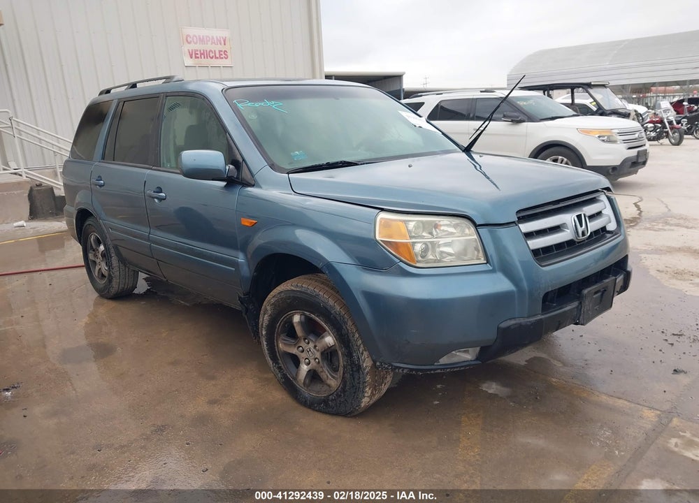2006 HONDA PILOT EX VIN: 5FNYF284X6B021825