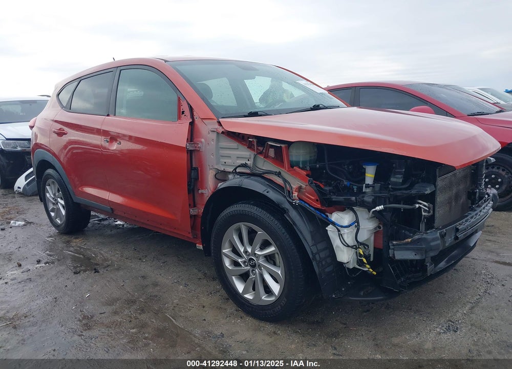 2017 HYUNDAI TUCSON SE VIN: KM8J23A40HU266488