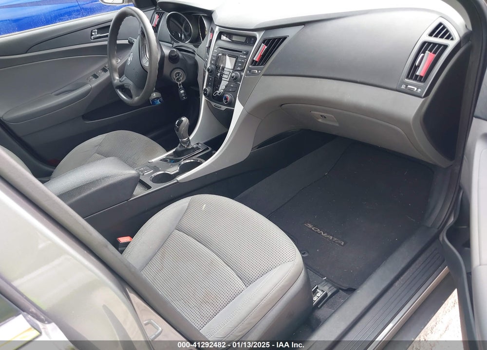 2013 HYUNDAI SONATA GLS VIN: 5NPEB4AC9DH532792