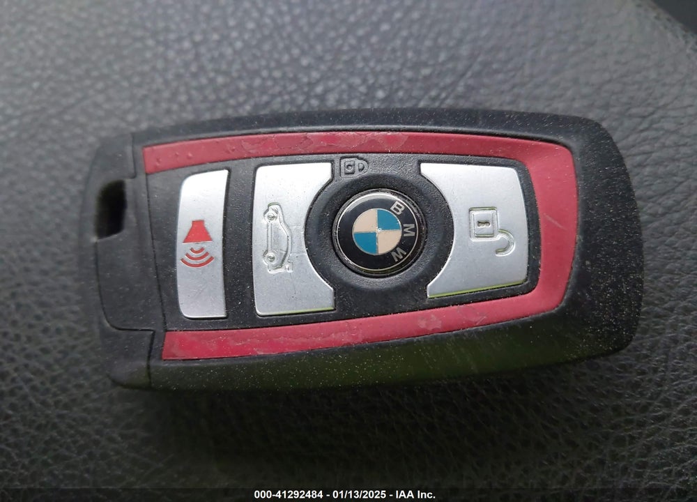 2018 BMW 330 VIN: WBA8B9C56JEE83345