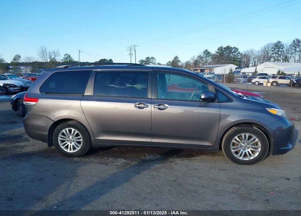 2012 TOYOTA SIENNA XLE LIMITED VIN: 5TDYK3DC8CS264443