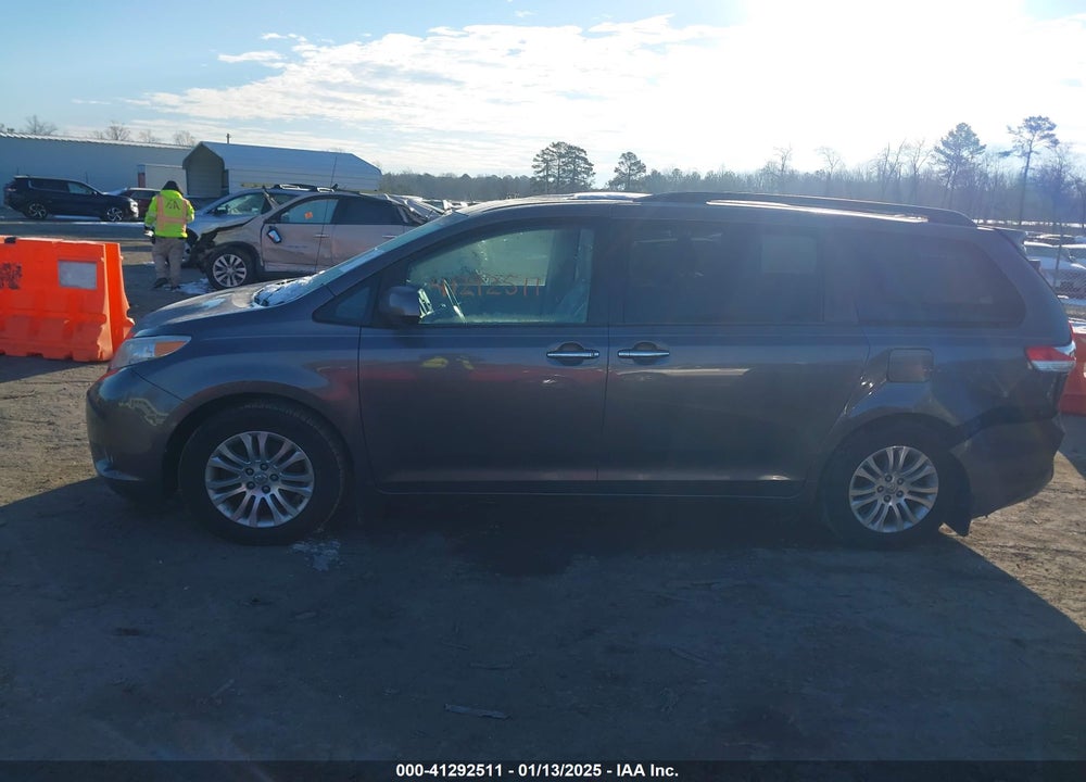2012 TOYOTA SIENNA XLE LIMITED VIN: 5TDYK3DC8CS264443