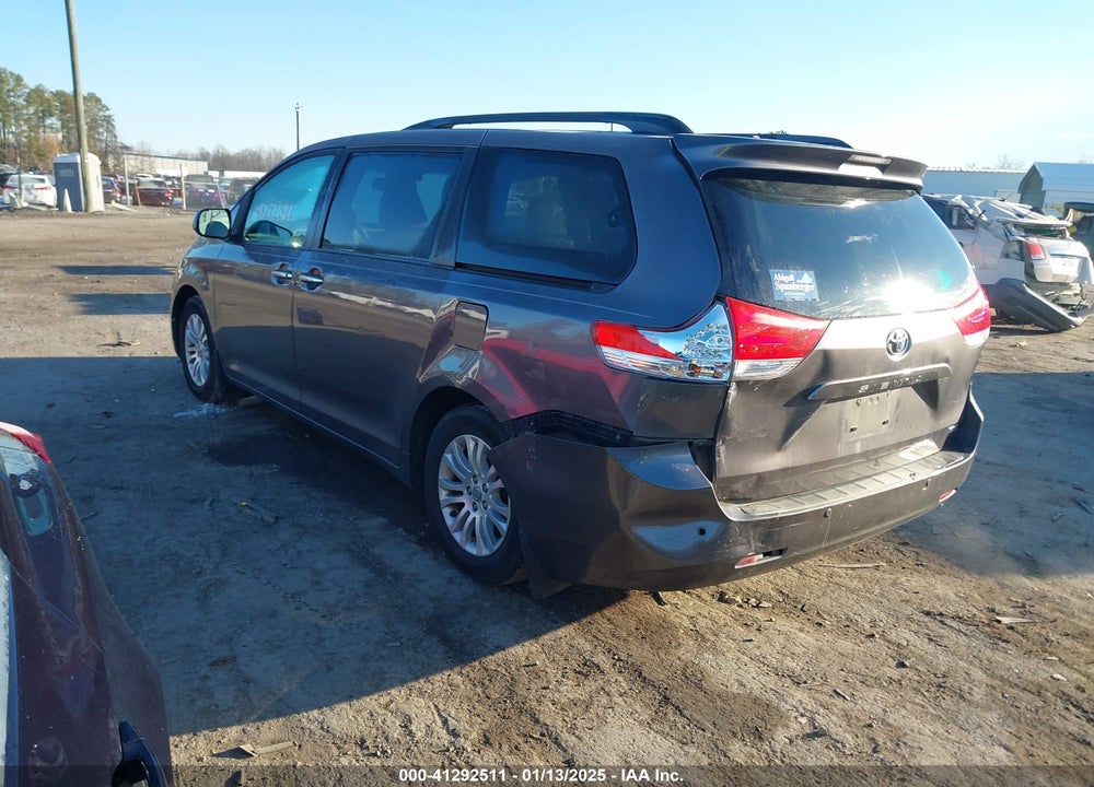2012 TOYOTA SIENNA XLE LIMITED VIN: 5TDYK3DC8CS264443