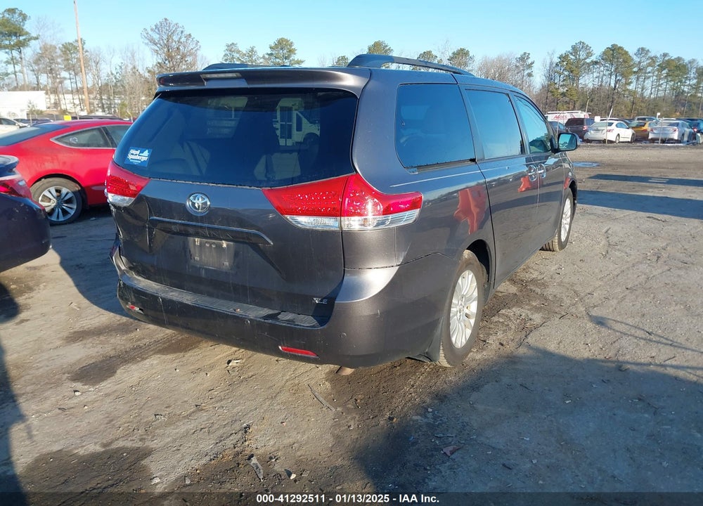 2012 TOYOTA SIENNA XLE LIMITED VIN: 5TDYK3DC8CS264443