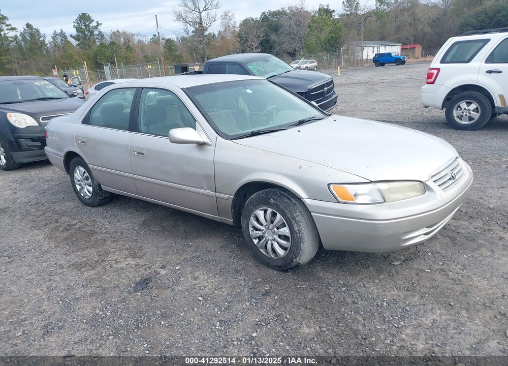 1998 TOYOTA CAMRY LE VIN: 4T1BG22K1WU348577