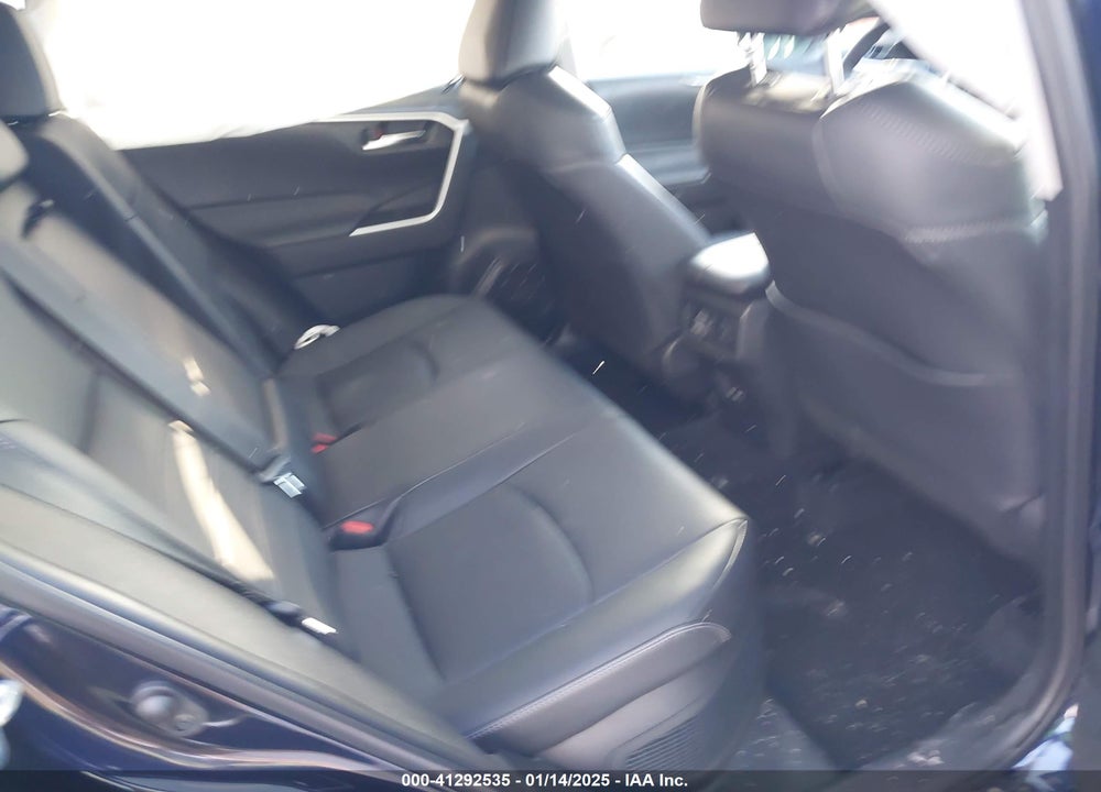 2022 TOYOTA RAV4 HYBRID XLE PREMIUM VIN: 4T3B6RFV3NU093520