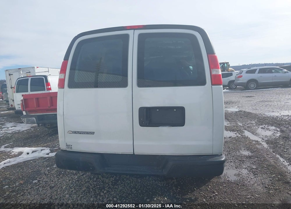 2018 CHEVROLET EXPRESS 2500 WORK VAN VIN: 1GCWGBFP9J1262486
