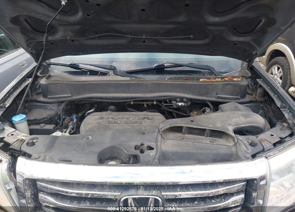 2012 HONDA PILOT LX VIN: 5FNYF4H22CB056834