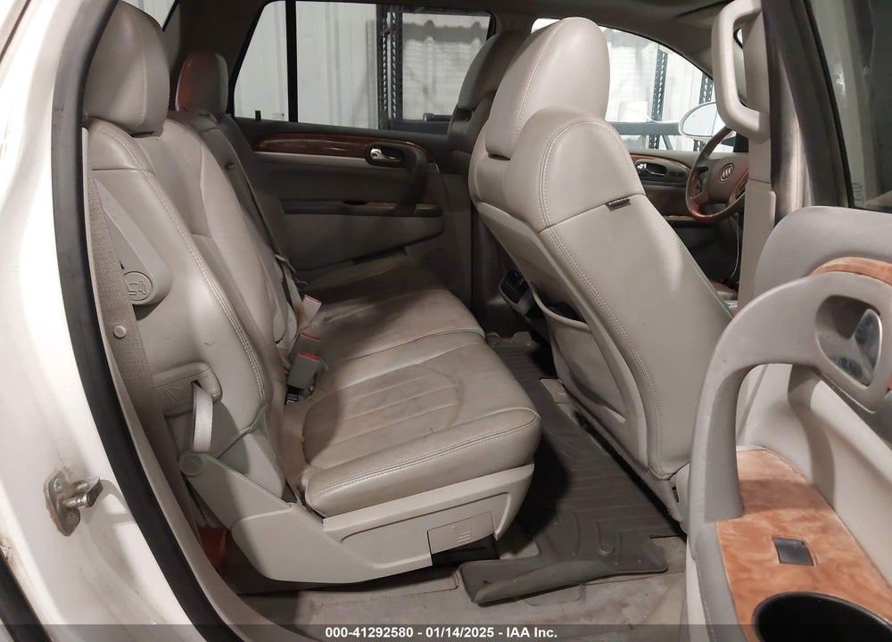2010 BUICK ENCLAVE 1XL VIN: 5GALRBED5AJ225697