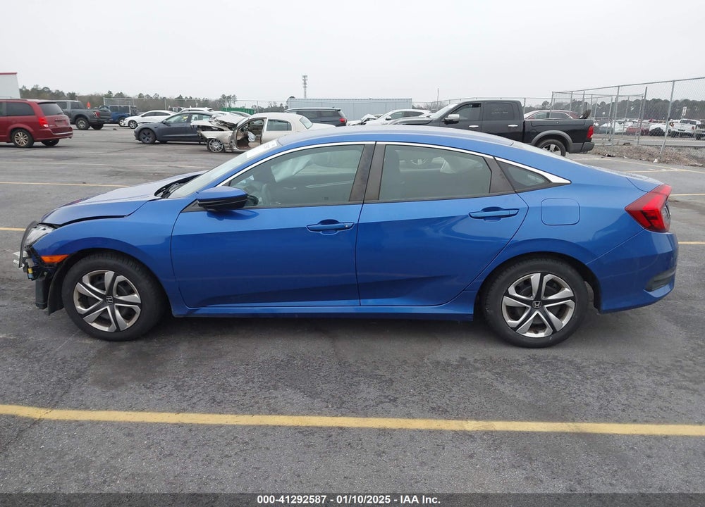 2017 HONDA CIVIC VIN: 19XFC2F55HE223203
