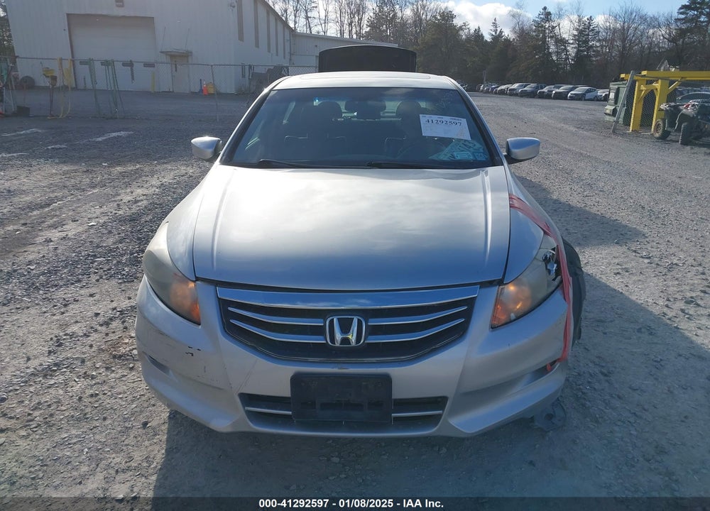 2011 HONDA ACCORD VIN: 1HGCP3F8XBA028748