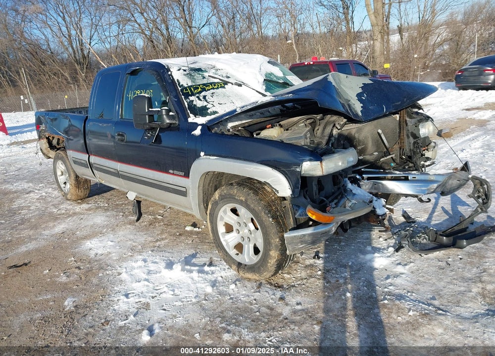 2000 CHEVROLET SILVERADO 1500 LS VIN: 2GCEK19T2Y1333156