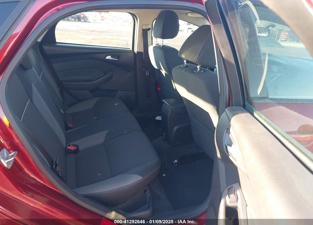 2014 FORD FOCUS VIN: 1FADP3K26EL173465