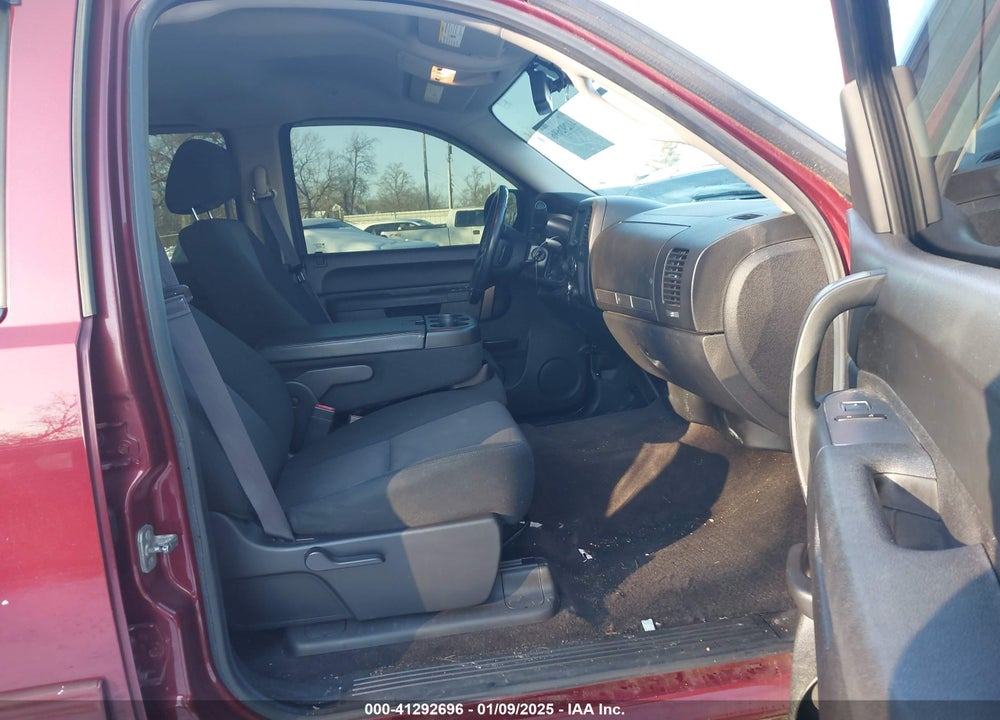 2013 CHEVROLET SILVERADO 1500 LT VIN: 3GCPKSE75DG170317