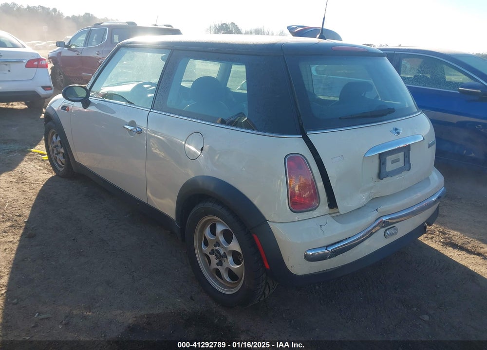 2004 MINI COOPER VIN: WMWRC33494TC54664