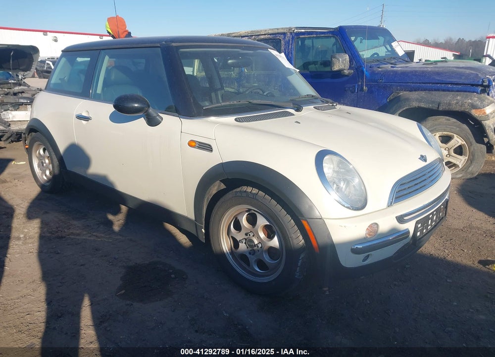 2004 MINI COOPER VIN: WMWRC33494TC54664