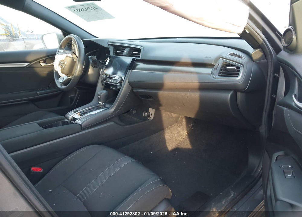 2018 HONDA CIVIC VIN: SHHFK7H59JU237021
