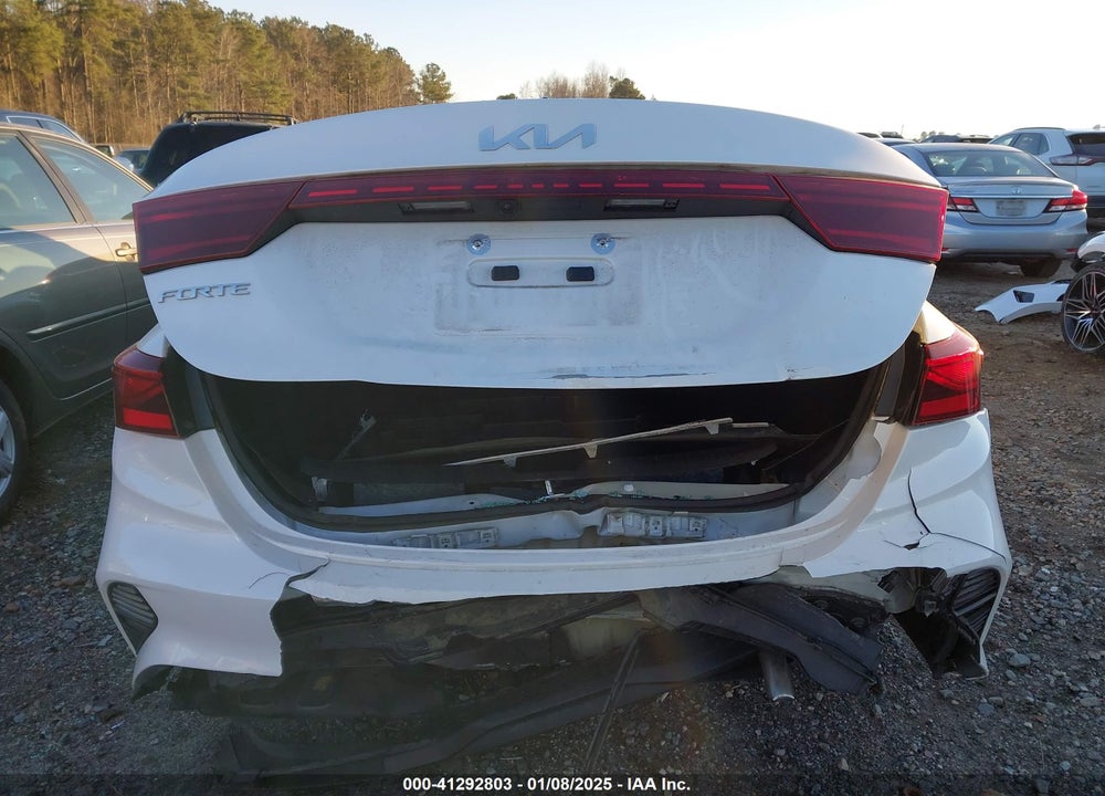 2022 KIA FORTE VIN: 3KPF24AD1NE443270