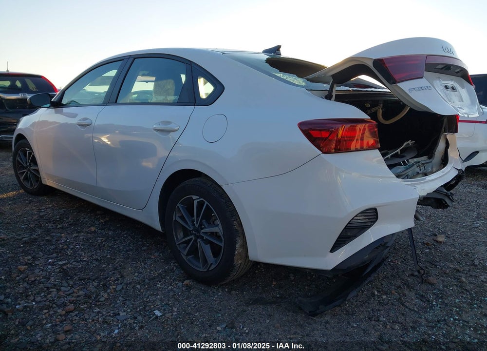 2022 KIA FORTE VIN: 3KPF24AD1NE443270