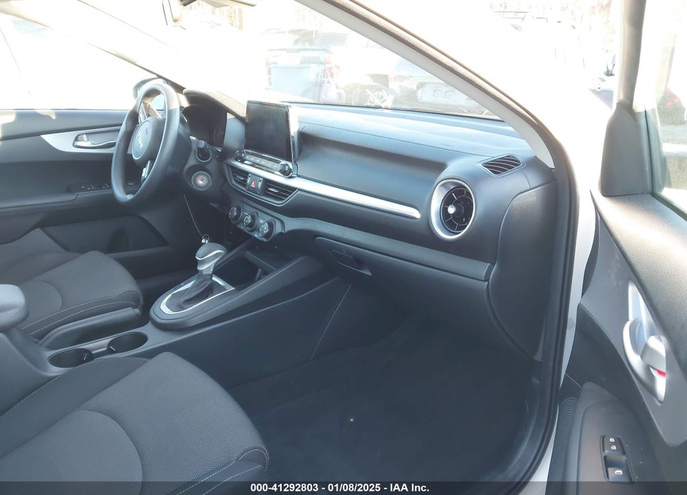 2022 KIA FORTE VIN: 3KPF24AD1NE443270