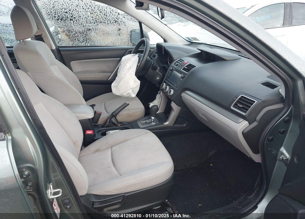 2017 SUBARU FORESTER 2.5I VIN: JF2SJABC7HH538941