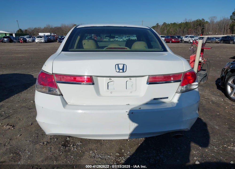 2011 HONDA ACCORD 2.4 SE VIN: 1HGCP2F68BA121101