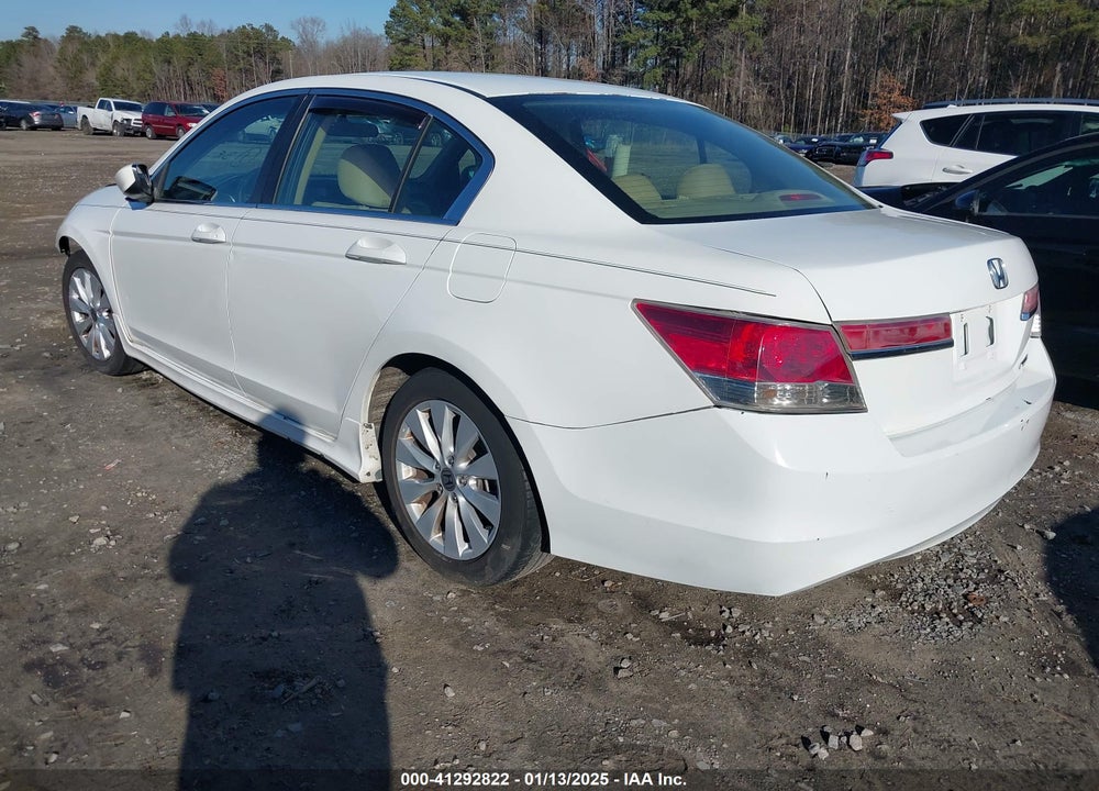 2011 HONDA ACCORD 2.4 SE VIN: 1HGCP2F68BA121101